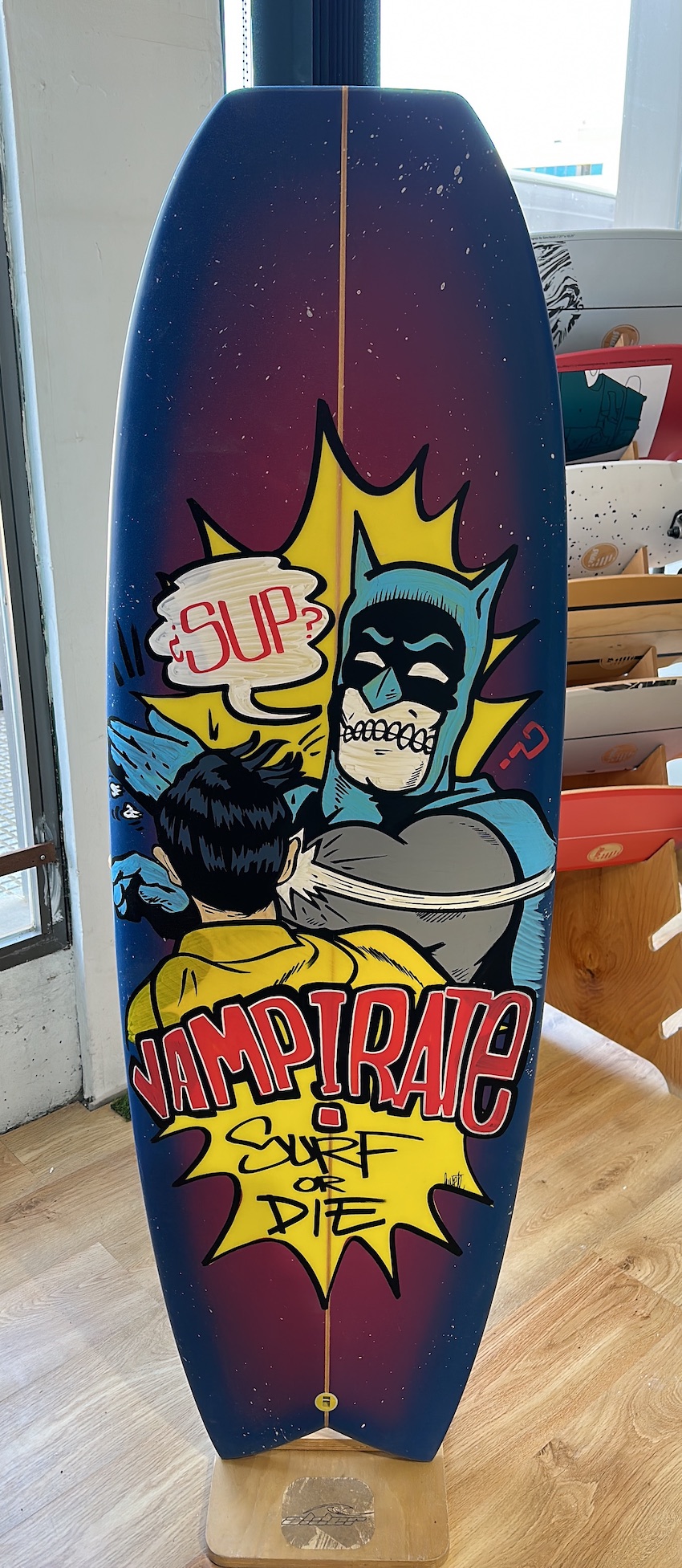 tabla de surf a medida 1D07FE6E-4744-4740-B181-4F97476D1544