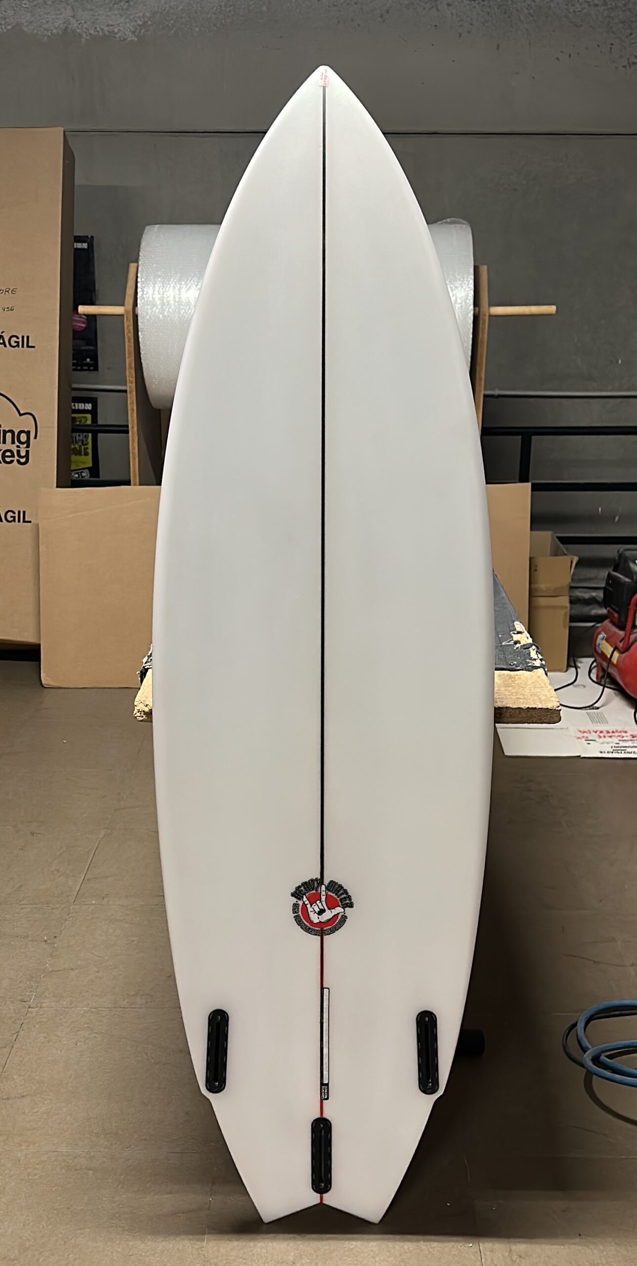 tabla de surf a medida 4520B7BB-7FA9-499B-B545-CCC734EAED42