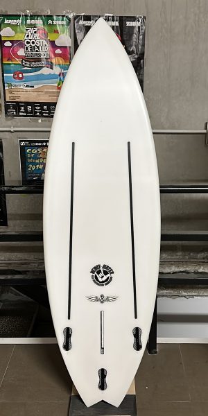 tabla de surf a medida DD85FAAC-85A1-49B5-A9FE-329139448281